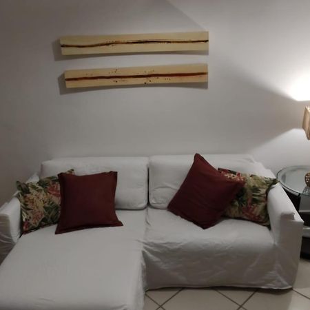 Apartamento Cabo Frio Praia Do Forte, 50M Praia Exterior foto